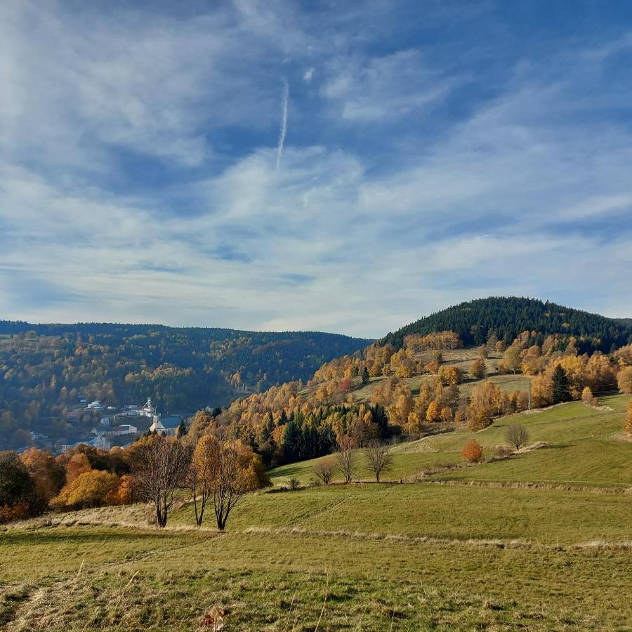Ferienwohnung U Vahy Jáchymov Exterior foto